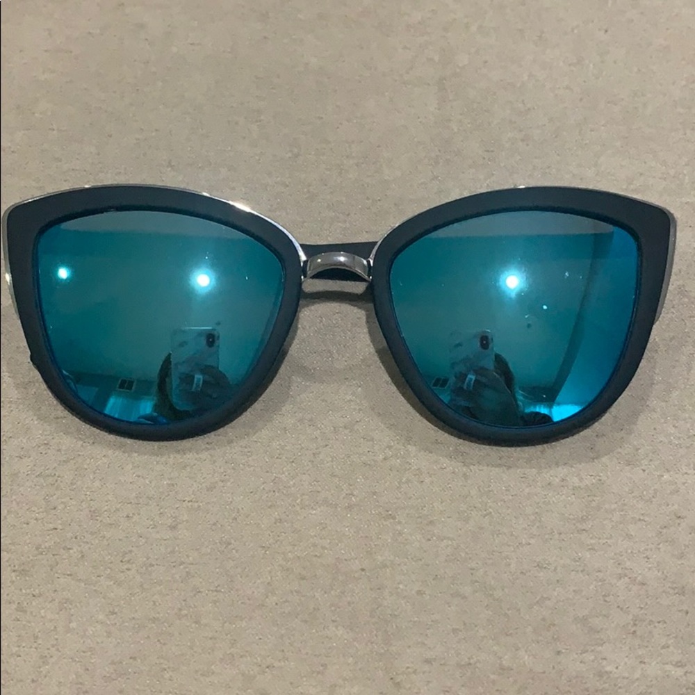 Quay My Girl sunglasses